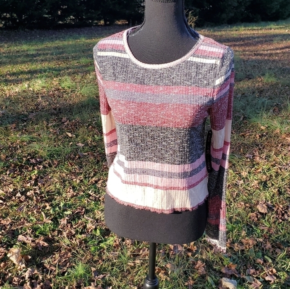 Striped grey pink/red top NEW small - Picture 2 of 7